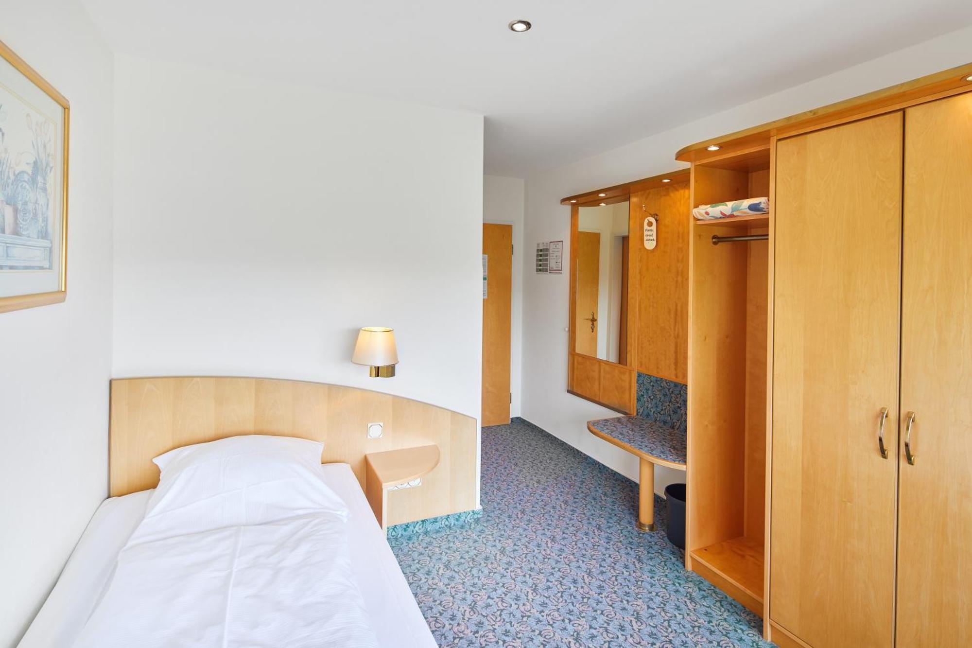 Hotel Sonneck Knüllwald المظهر الخارجي الصورة