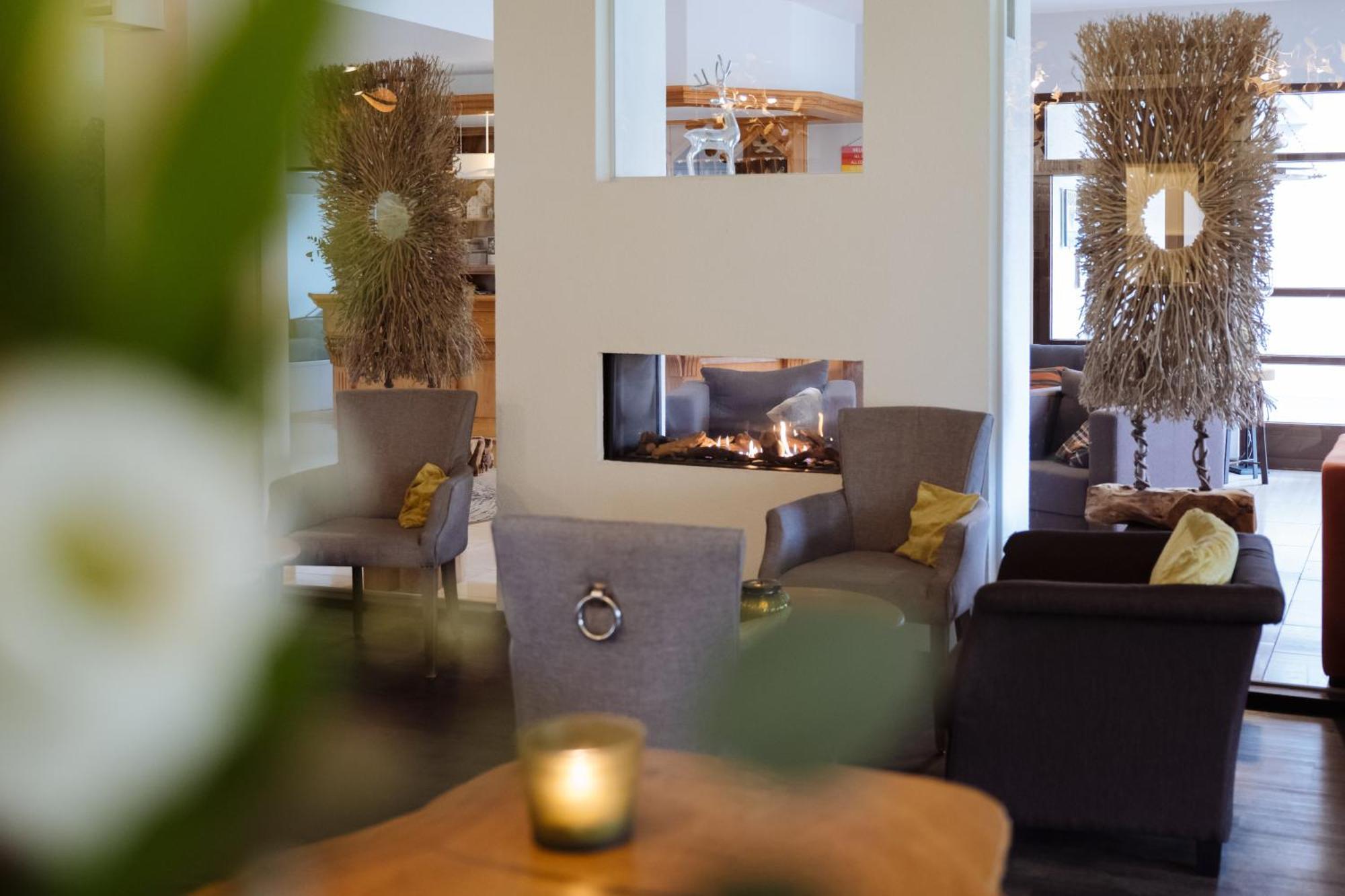Hotel Sonneck Knüllwald المظهر الخارجي الصورة